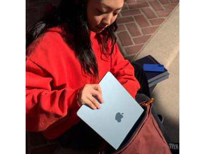 MacBook Air 2025 13" M4 10CPU, 8GPU, 16GB, 256GB - Starlight - (MW0Y3DK/A)