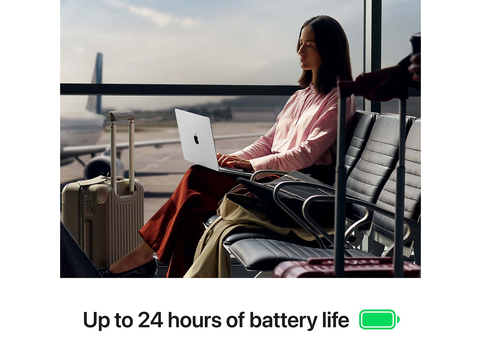 MacBook Pro 2025 14" M5 10CPU, 10GPU, 16GB, 1TB - Silver - (MDE54DK/A)