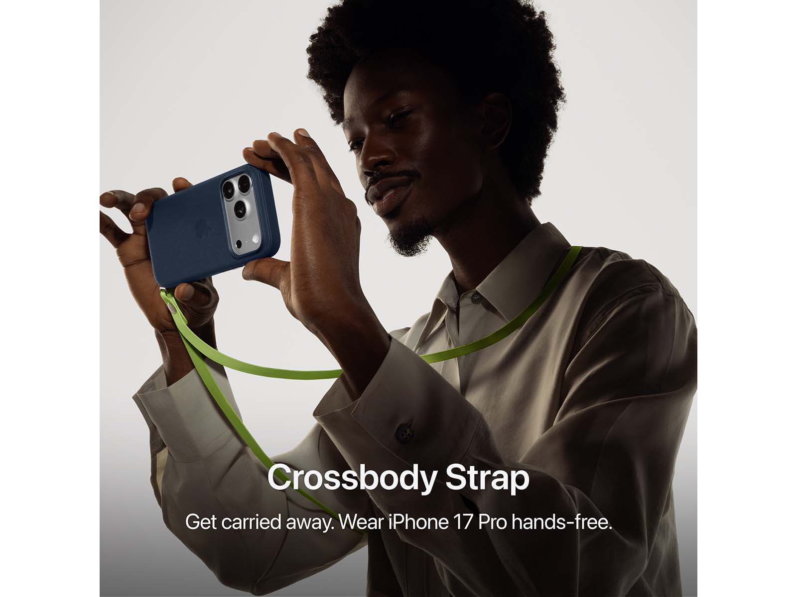 Apple iPhone 17 Pro 256GB Cosmic Orange - (MG8H4QN/A)